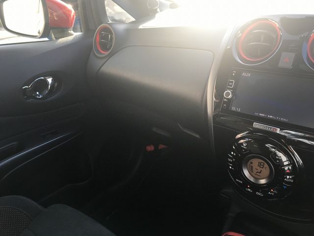 Nissan NOTE 2017-02 18267-24