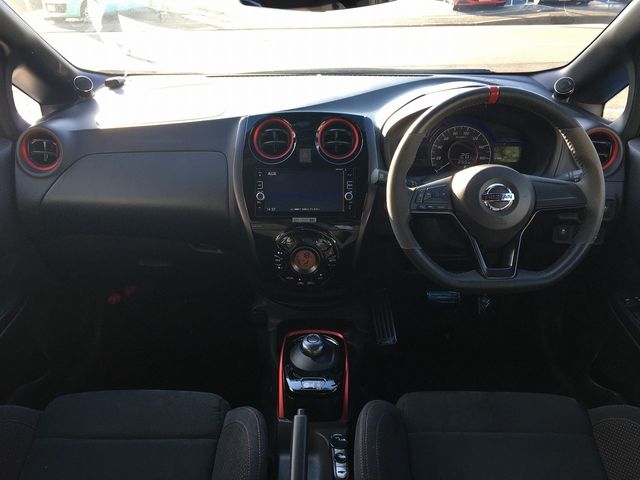 Nissan NOTE 2017-02 18267-7