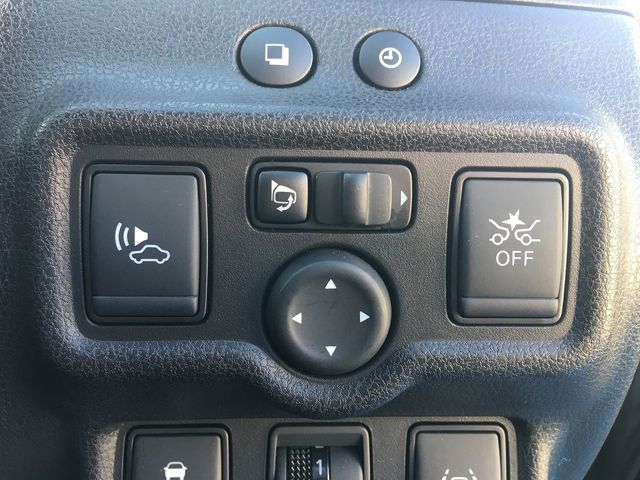 Nissan NOTE 2017-02 18267-17