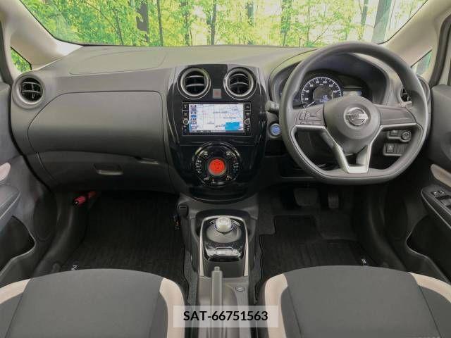 Nissan NOTE 2018-02 279874-1