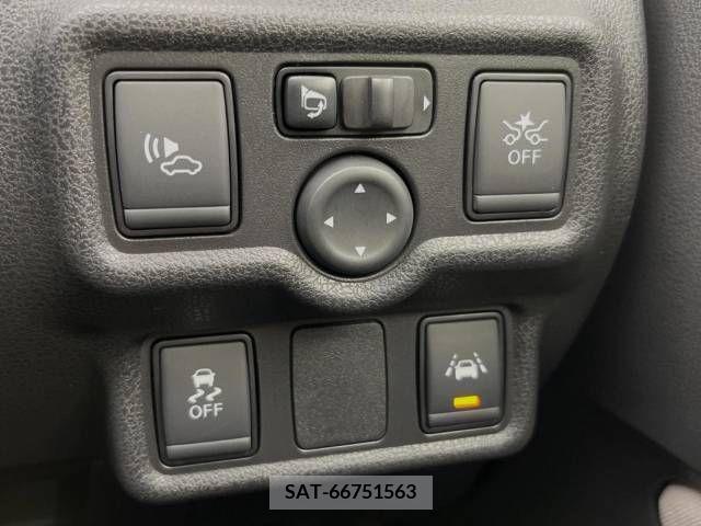 Nissan NOTE 2018-02 279874-6