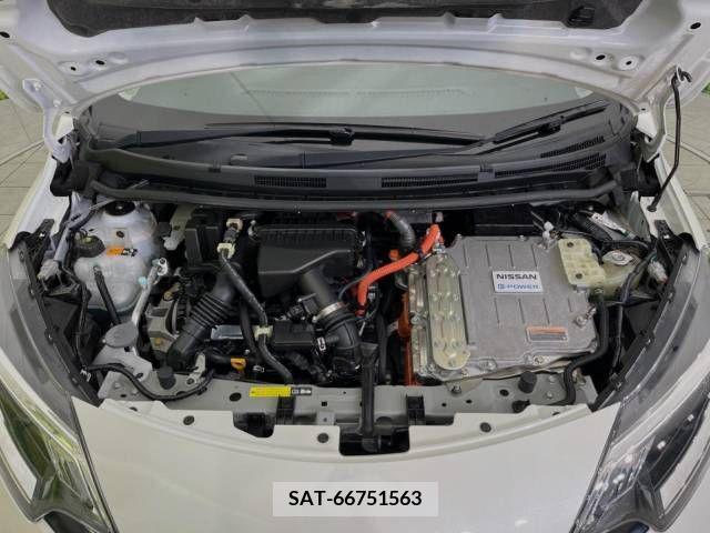 Nissan NOTE 2018-02 279874-18
