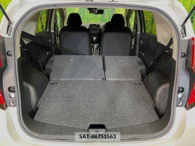 Nissan NOTE 2018-02 279874-11
