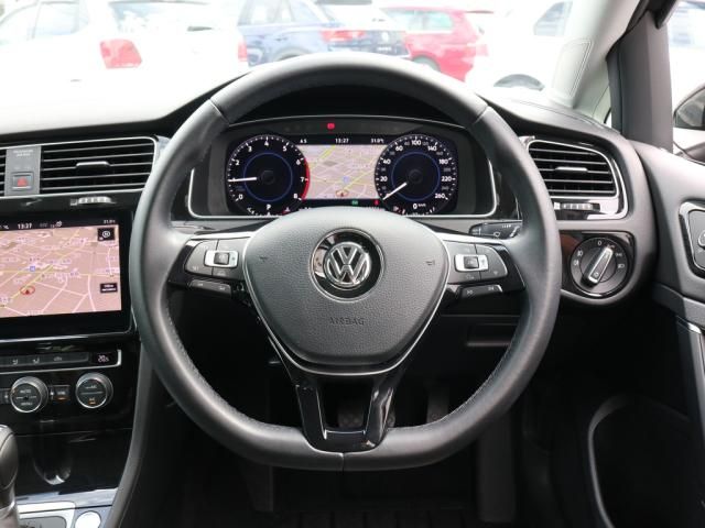 VolksWagen GOLF VARIANT 2018-10 16270-4