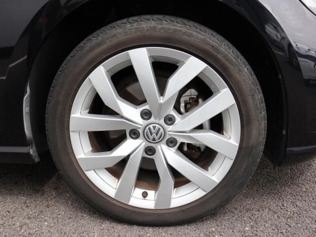 VolksWagen GOLF VARIANT 2018-10 16270-2