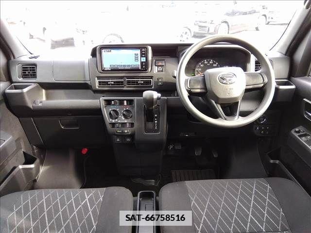 Daihatsu ATRAI 2023-10 315784-1