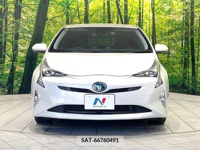 Toyota PRIUS 2016-07 383625-14