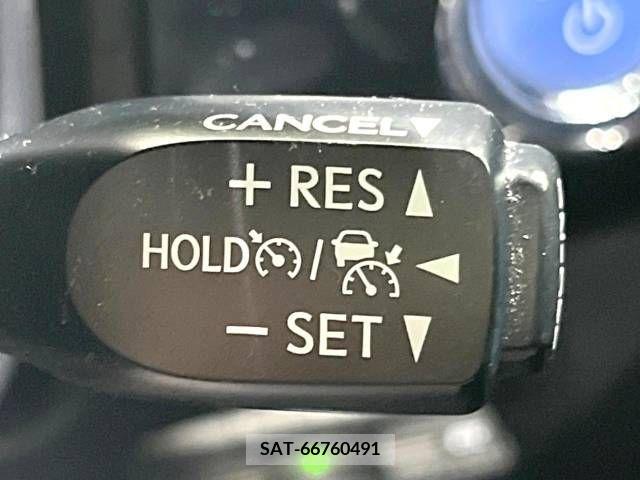 Toyota PRIUS 2016-07 383625-4