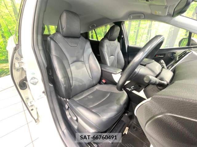 Toyota PRIUS 2016-07 383625-8