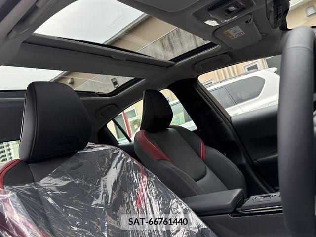 Toyota PRIUS 2023-06 201366-3
