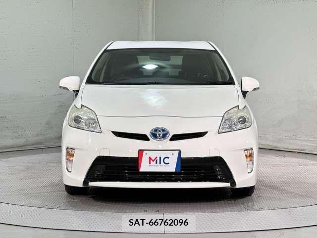 Toyota PRIUS 2014-01 322146-6