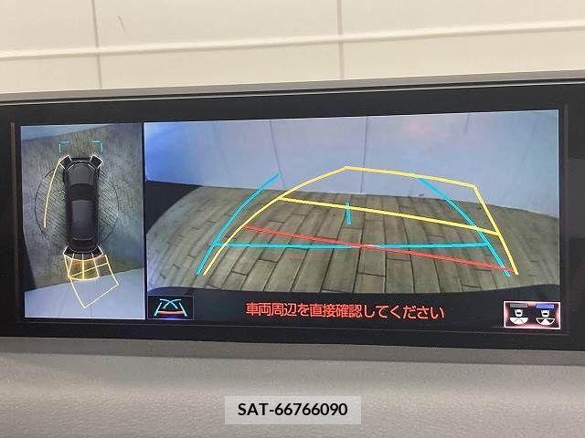 Lexus UX 2019-02 354040-4