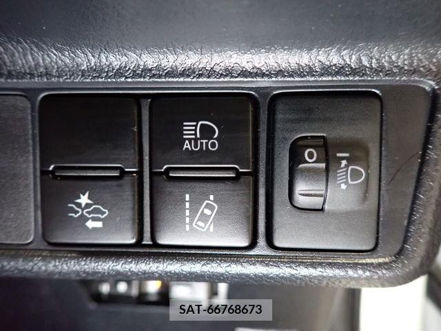 Toyota COROLLA AXIO 2019-04 314539-13