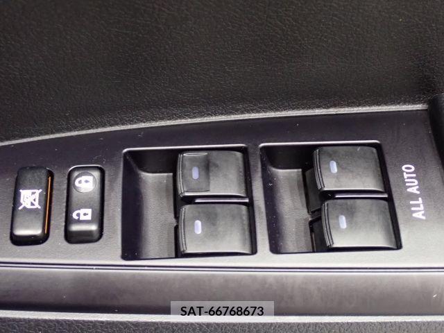Toyota COROLLA AXIO 2019-04 314539-12