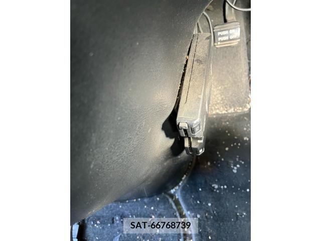 Nissan SERENA 2010-02 393913-25