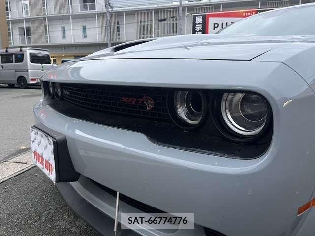 Dodge CHALLENGER 2022-06 205295-15