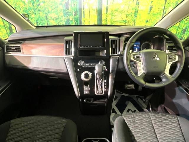 Mitsubishi DELICA D5 2023-04 19306-1