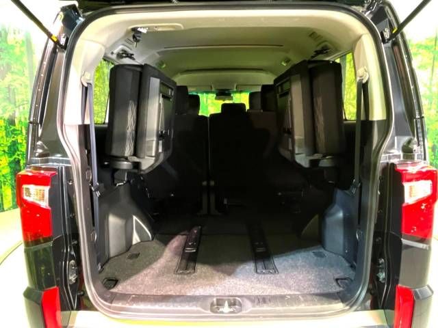 Mitsubishi DELICA D5 2023-04 19306-10