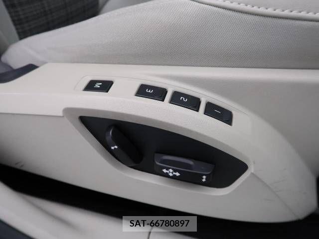 Volvo V40 2017-07 353025-8