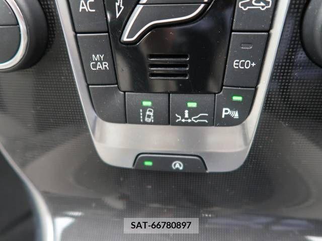 Volvo V40 2017-07 353025-5