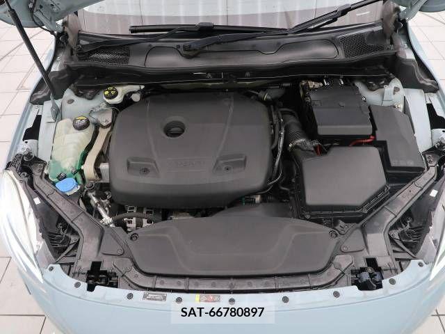 Volvo V40 2017-07 353025-18