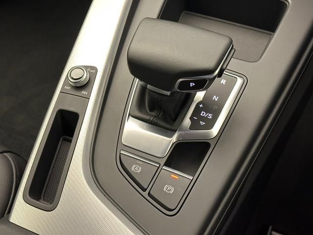 Audi A4 2021-04 18894-12