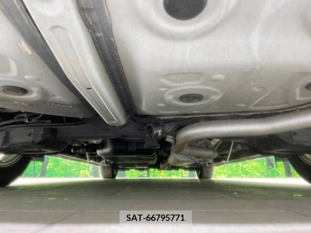 Toyota VELLFIRE 2017-03 217134-18