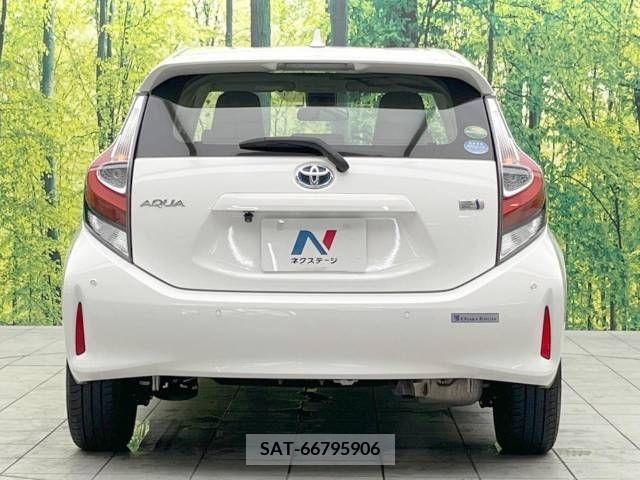 Toyota AQUA 2019-06 339583-15