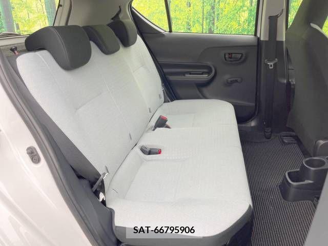 Toyota AQUA 2019-06 339583-9