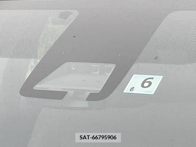 Toyota AQUA 2019-06 339583-2