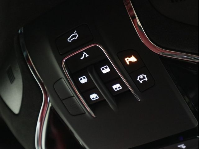 Maserati LEVANTE 2020-11 188952-21