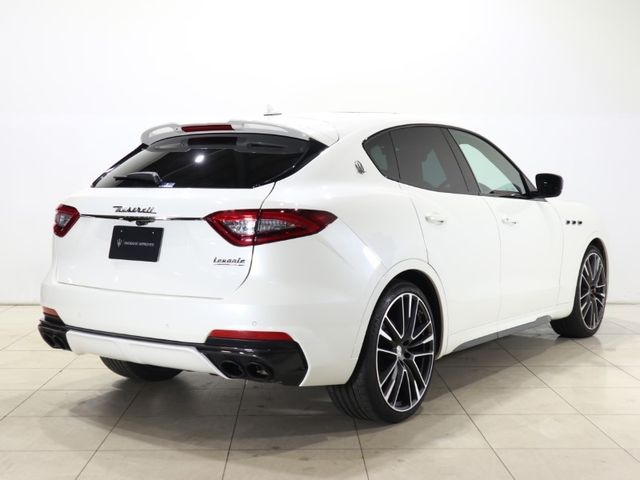 Maserati LEVANTE 2020-11 188952-7