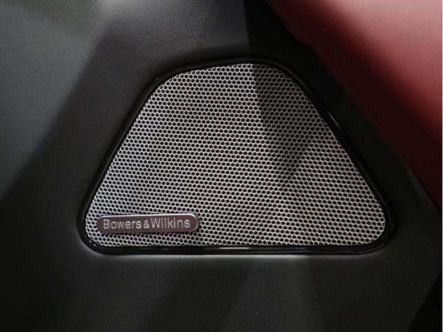 Maserati LEVANTE 2020-11 188952-24