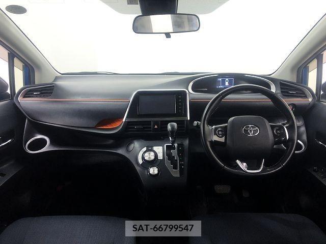 Toyota SIENTA 2016-03 221707-1