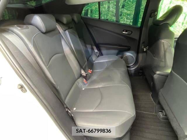 Toyota PRIUS 2019-04 218410-9