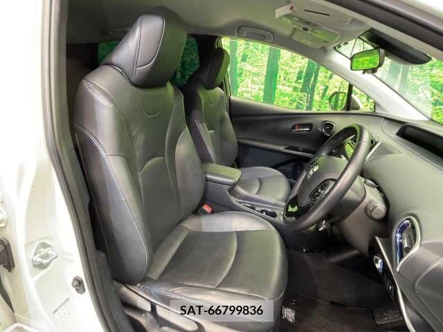 Toyota PRIUS 2019-04 218410-8