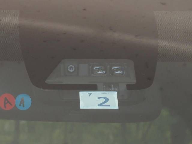 Toyota VOXY 2018-02 13485-5