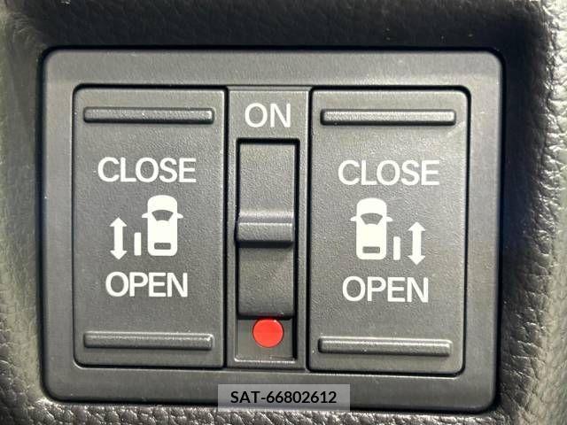 Honda N BOX CUSTOM 2022-12 351015-4