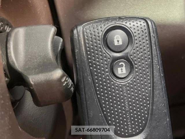 Toyota PASSO 2014-09 308642-4