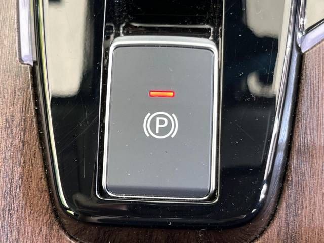 Nissan AURA 2023-06 182258-5