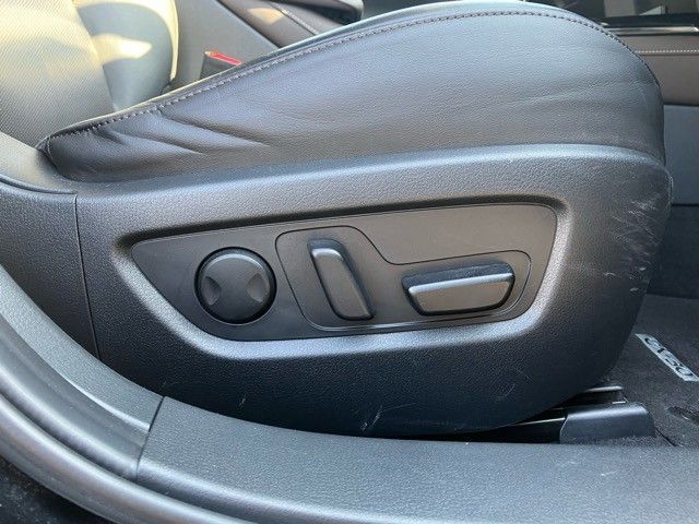 Mazda CX-30 2020-04 189378-23