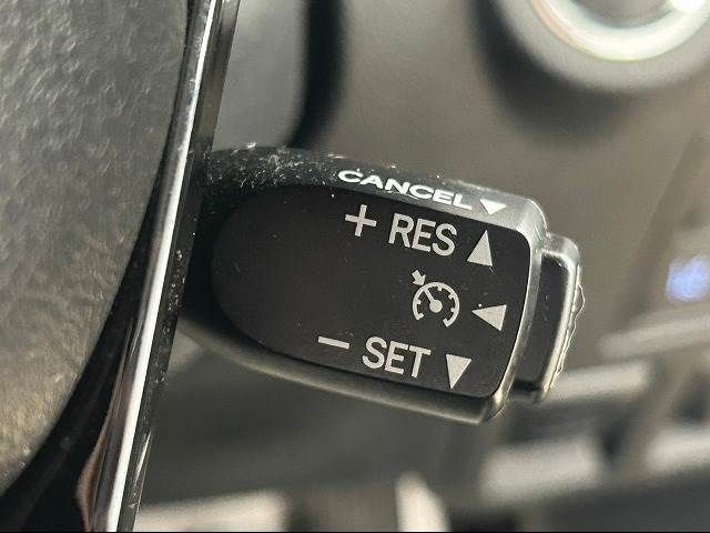 Toyota HILUX 2019-07 189405-7
