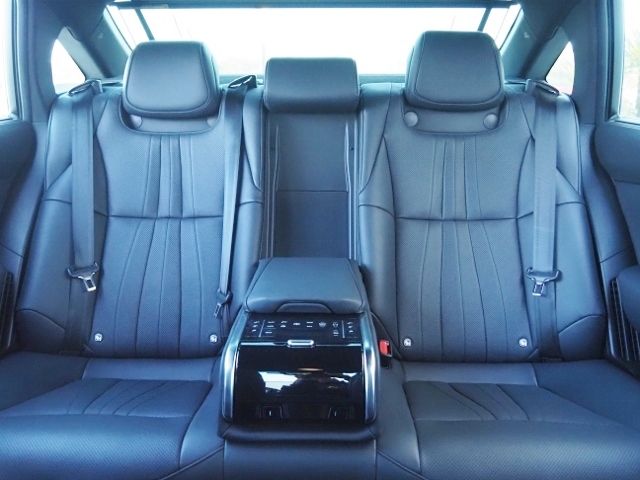 Toyota CROWN SEDAN 2019-01 181565-12