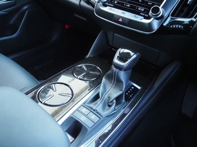 Toyota CROWN SEDAN 2019-01 181565-27