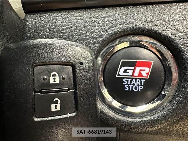 Toyota HARRIER 2018-10 240929-10