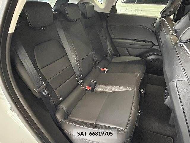 Renault CAPTUR 2021-04 317024-2