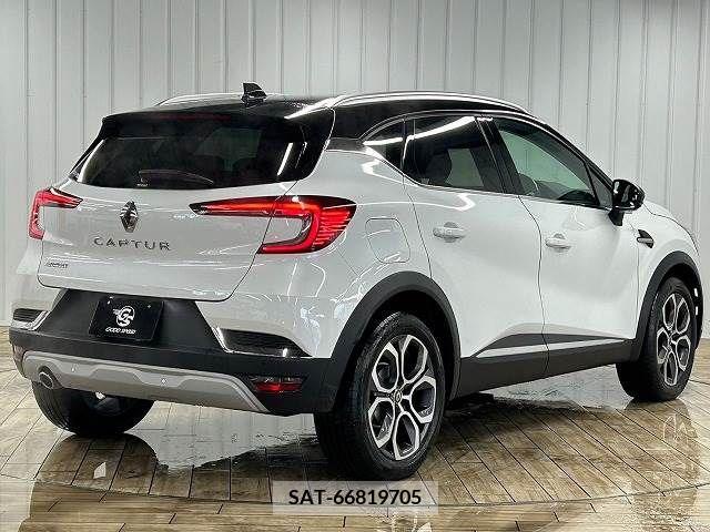Renault CAPTUR 2021-04 317024-13