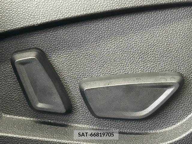 Renault CAPTUR 2021-04 317024-7