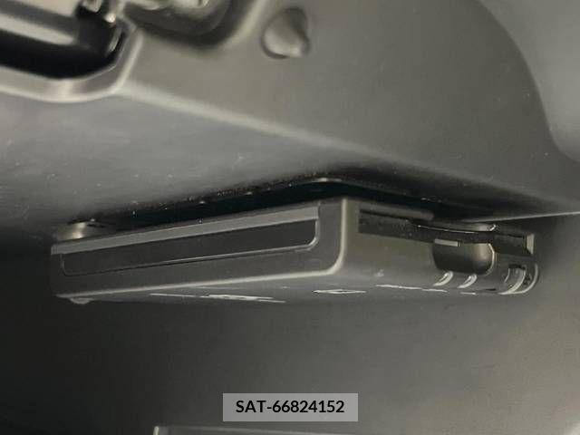 Nissan NOTE 2018-06 365486-6