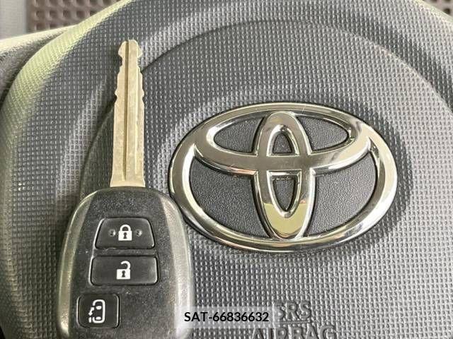 Toyota PORTE 2016-07 314595-5